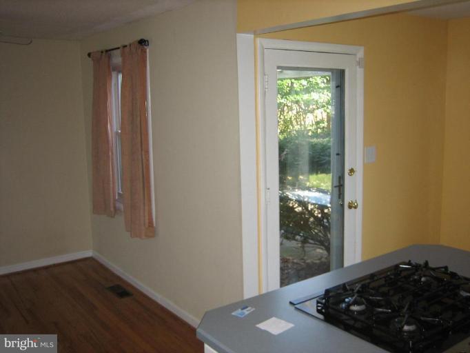 13203 May Court Silver Spring, MD 20906 - Photo 23 of 23 Kitchen/Dining Room