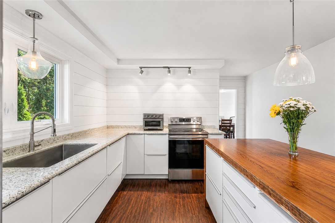 5 Interlocken Road East Providence, RI 02914 - Photo 14 of 43