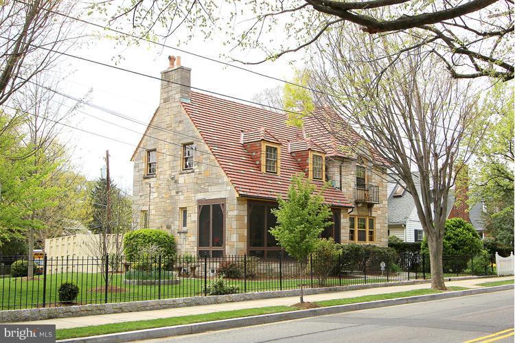 4342 River Road Northwest Washington, DC 20016 - Photo 1 of 27 Exterior (Front)