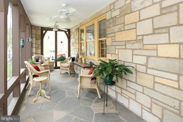 4342 River Road Northwest Washington, DC 20016 - Photo 4 of 27 Exterior (Front)
