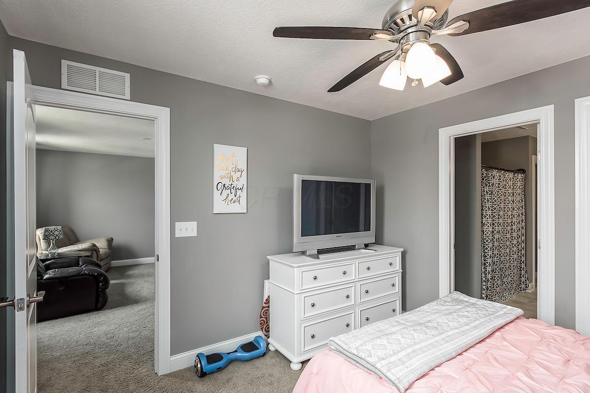 657 Eagle Walk Road Delaware, OH 43015 - Photo 22 of 60