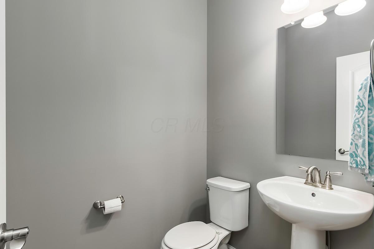 657 Eagle Walk Road Delaware, OH 43015 - Photo 6 of 60