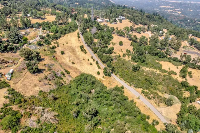 $650,000 | 220 Heacox Road, Woodside, CA 94062