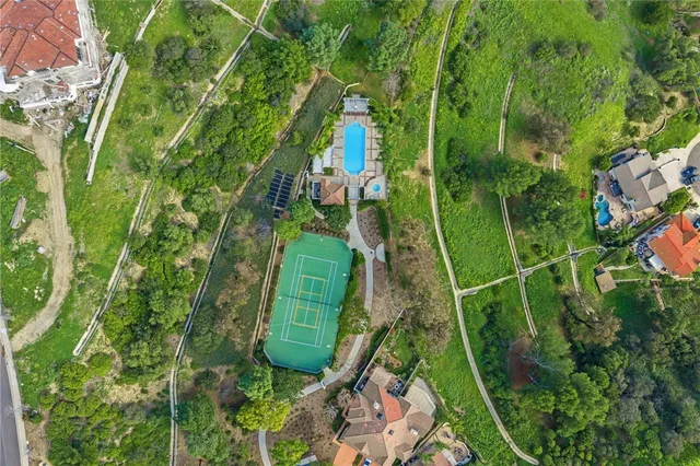 $999,000 | 5475 Ryan Drive, Yorba Linda, CA 92887