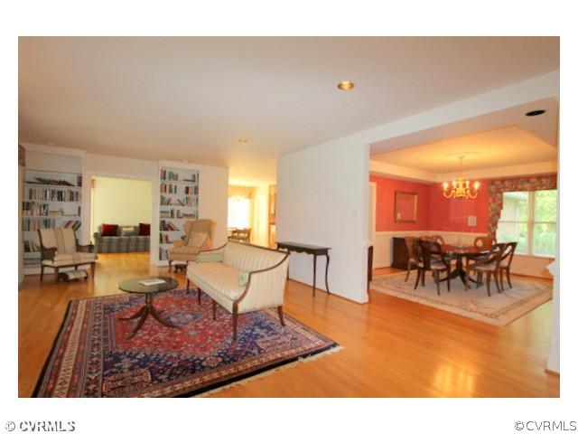134 Beverly Road Ashland, VA 23005 - Photo 3 of 12 Den/Family/Great Room
