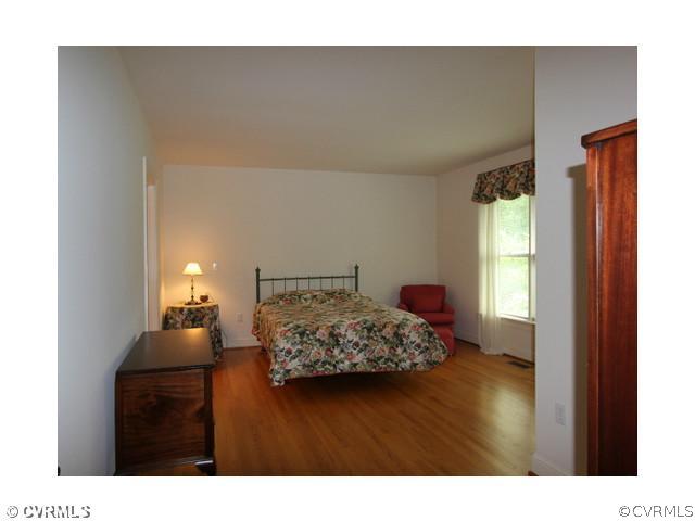 134 Beverly Road Ashland, VA 23005 - Photo 7 of 12 Master Bedroom