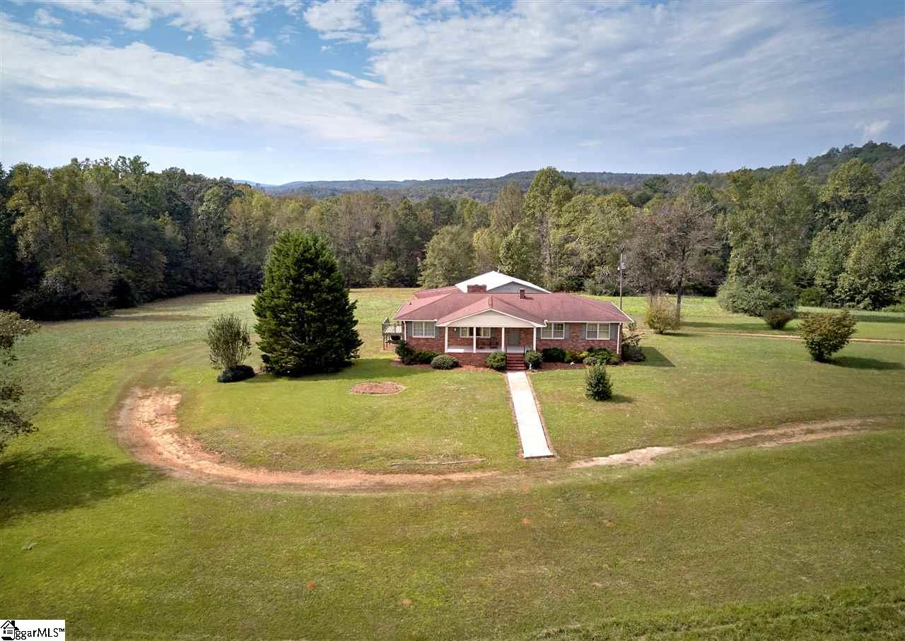 175 Forest Dale Road Marietta, SC 29661 - Photo 2 of 36