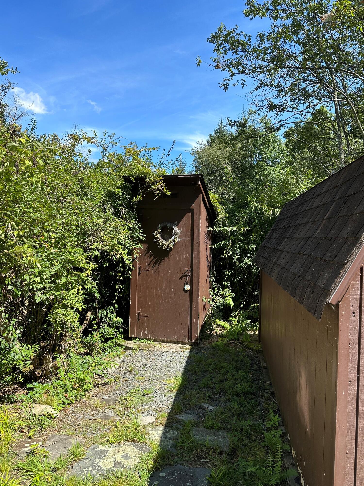 139 Pecks Pond Road Dingmans Ferry, PA 18328 - Photo 22 of 26 a view of a yard