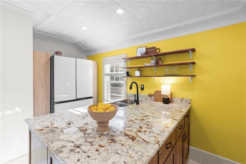 36 Mt Hope Avenue Providence, RI 02906 - Photo 15 of 46