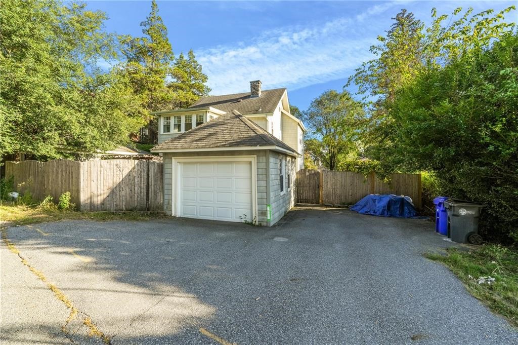 36 Mt Hope Avenue Providence, RI 02906 - Photo 43 of 46