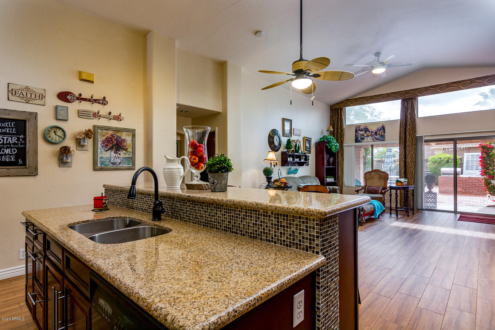1809 East Rawhide Street Gilbert, AZ 85296 - Photo 13 of 38 1809-E-Rawhide-Street-16