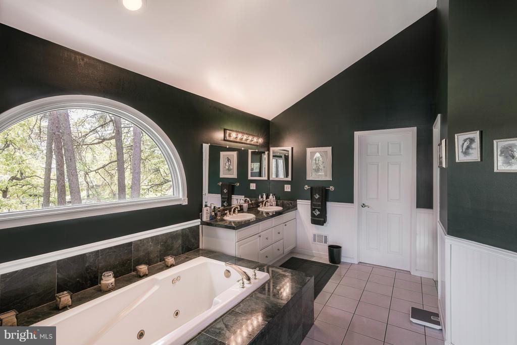1950 Cedar Road Pasadena, MD 21122 - Photo 19 of 30 Bath (Master)