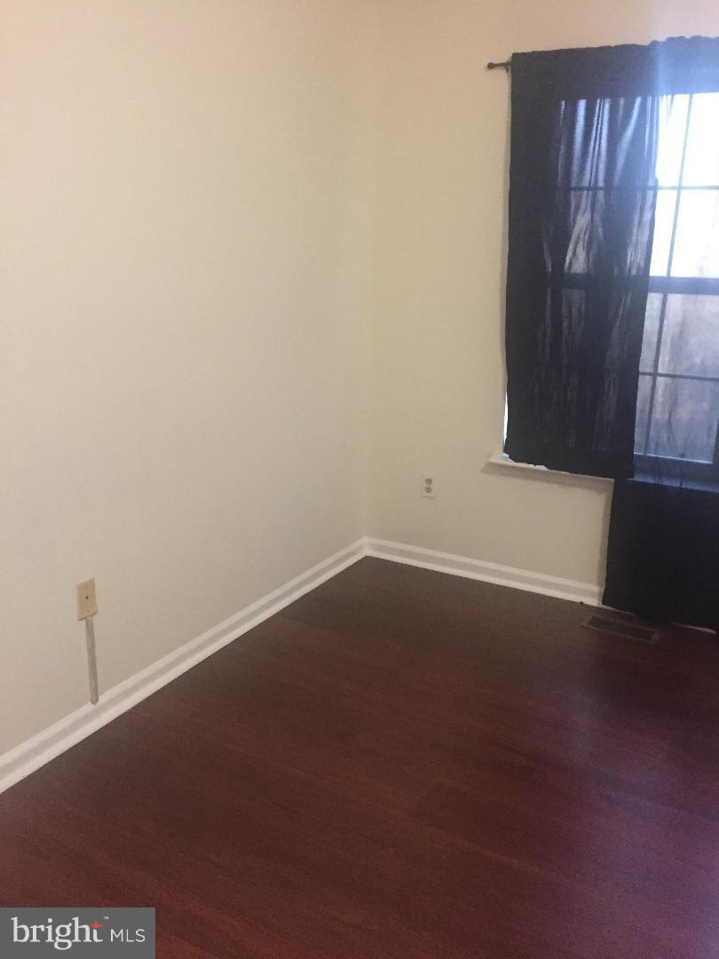 7438 Catterick Court Baltimore, MD 21244 - Photo 7 of 18 Bath (Master)