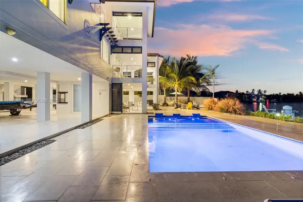 $4,300,000 | 16745 Tamarind Road, Sugarloaf, FL 33042