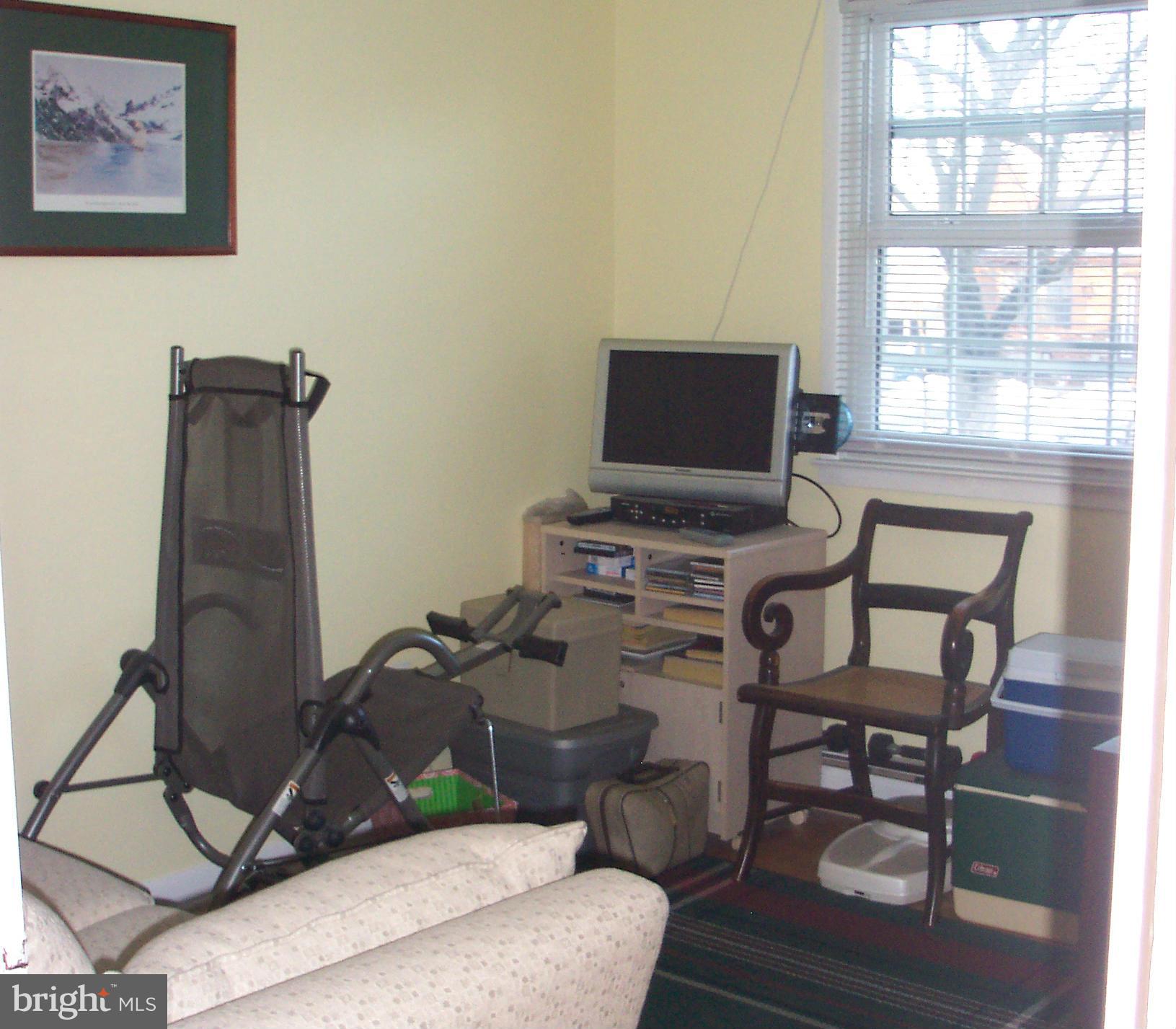 206 Winston Road Pasadena, MD 21122 - Photo 11 of 18 Bedroom
