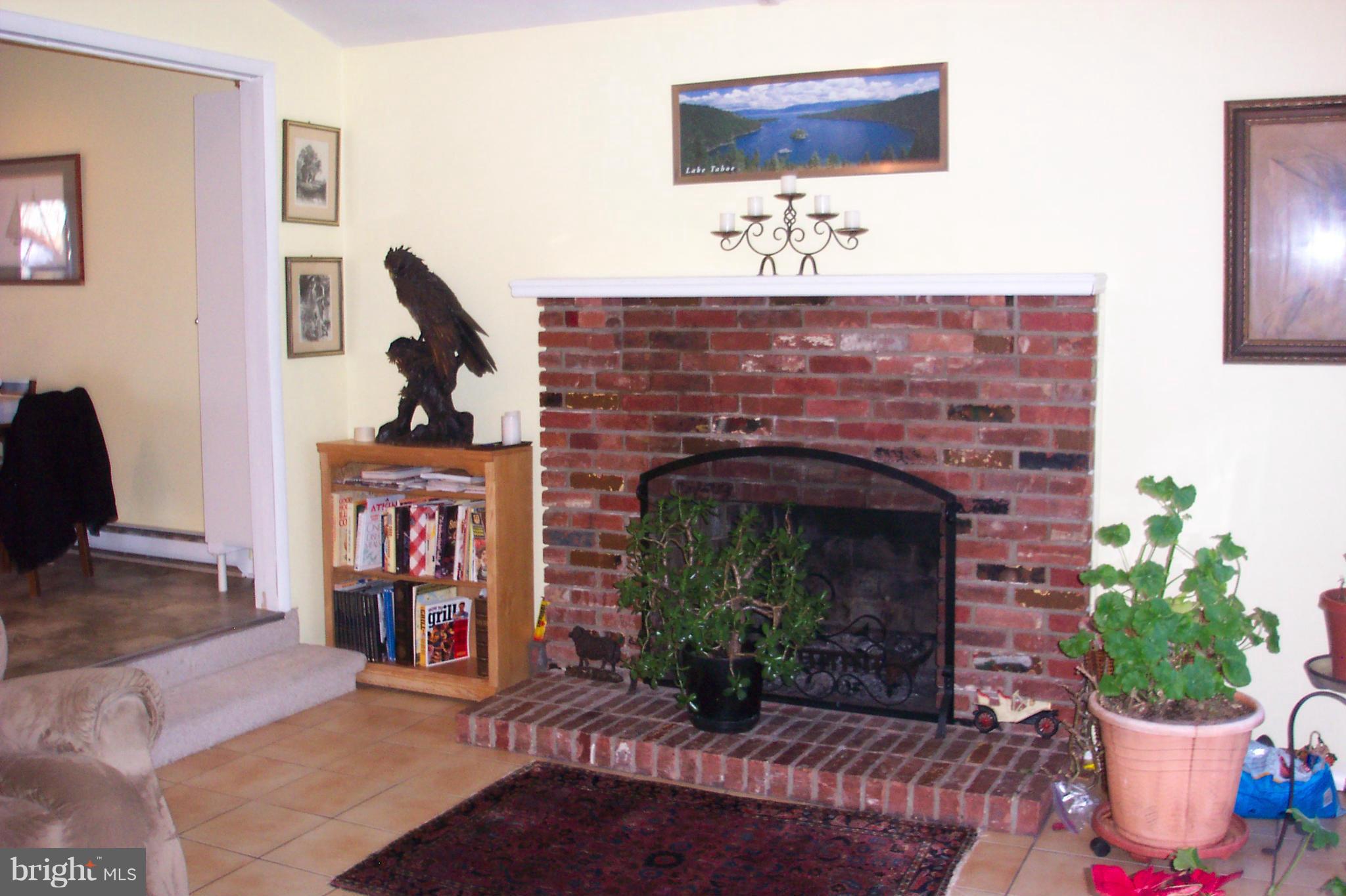 206 Winston Road Pasadena, MD 21122 - Photo 13 of 18 Family Room