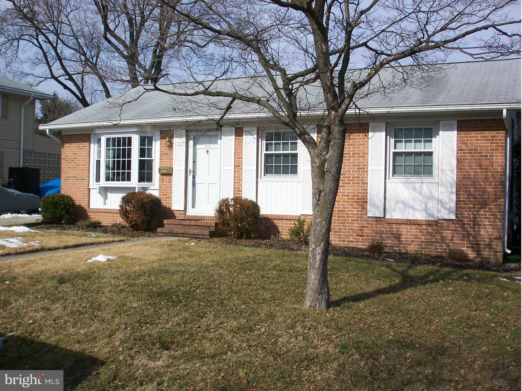 206 Winston Road Pasadena, MD 21122 - Photo 14 of 18 Exterior (Front)