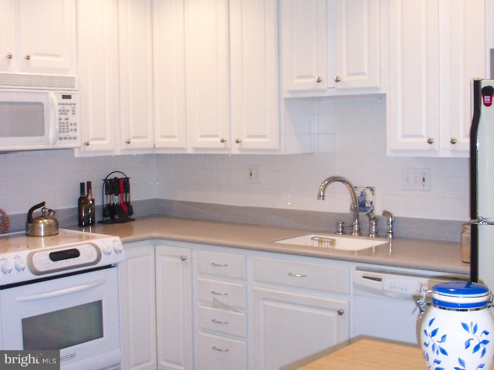 206 Winston Road Pasadena, MD 21122 - Photo 18 of 18 Kitchen