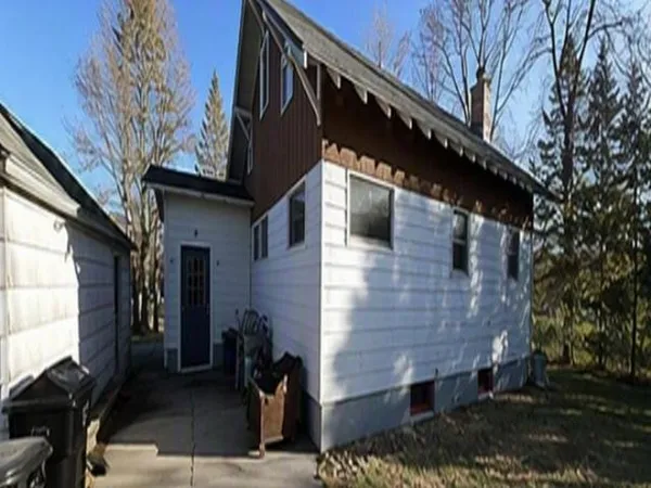 $44,500 | 116 North 5th Street, Mahnomen, MN 56557
