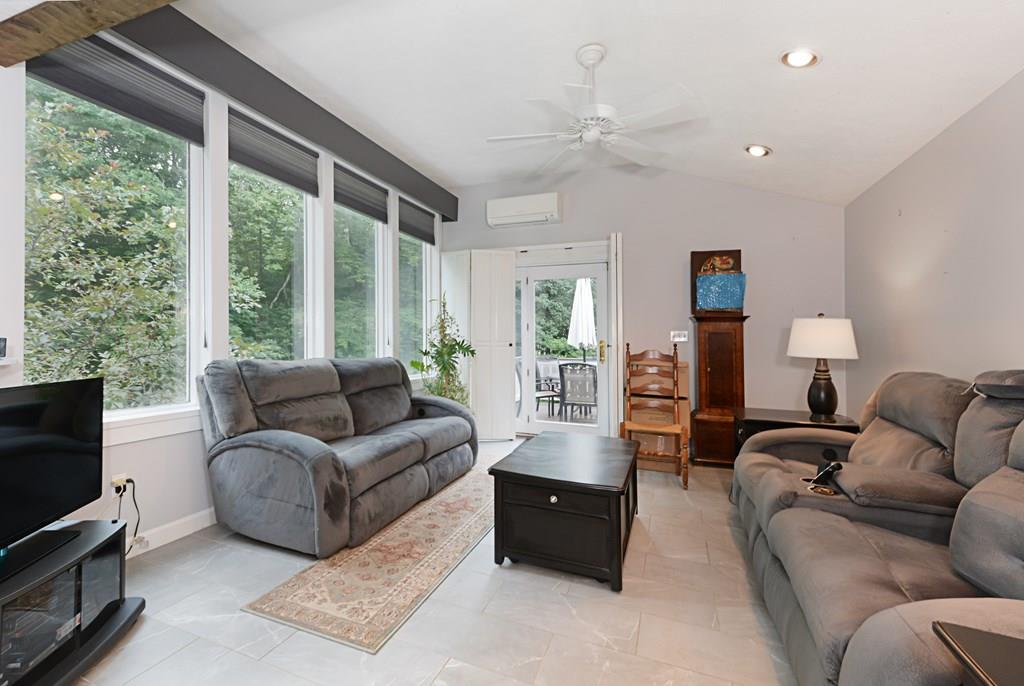 89 Adams Road Grafton, MA 01536 - Photo 18 of 23