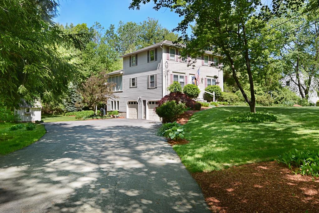 89 Adams Road Grafton, MA 01536 - Photo 4 of 23