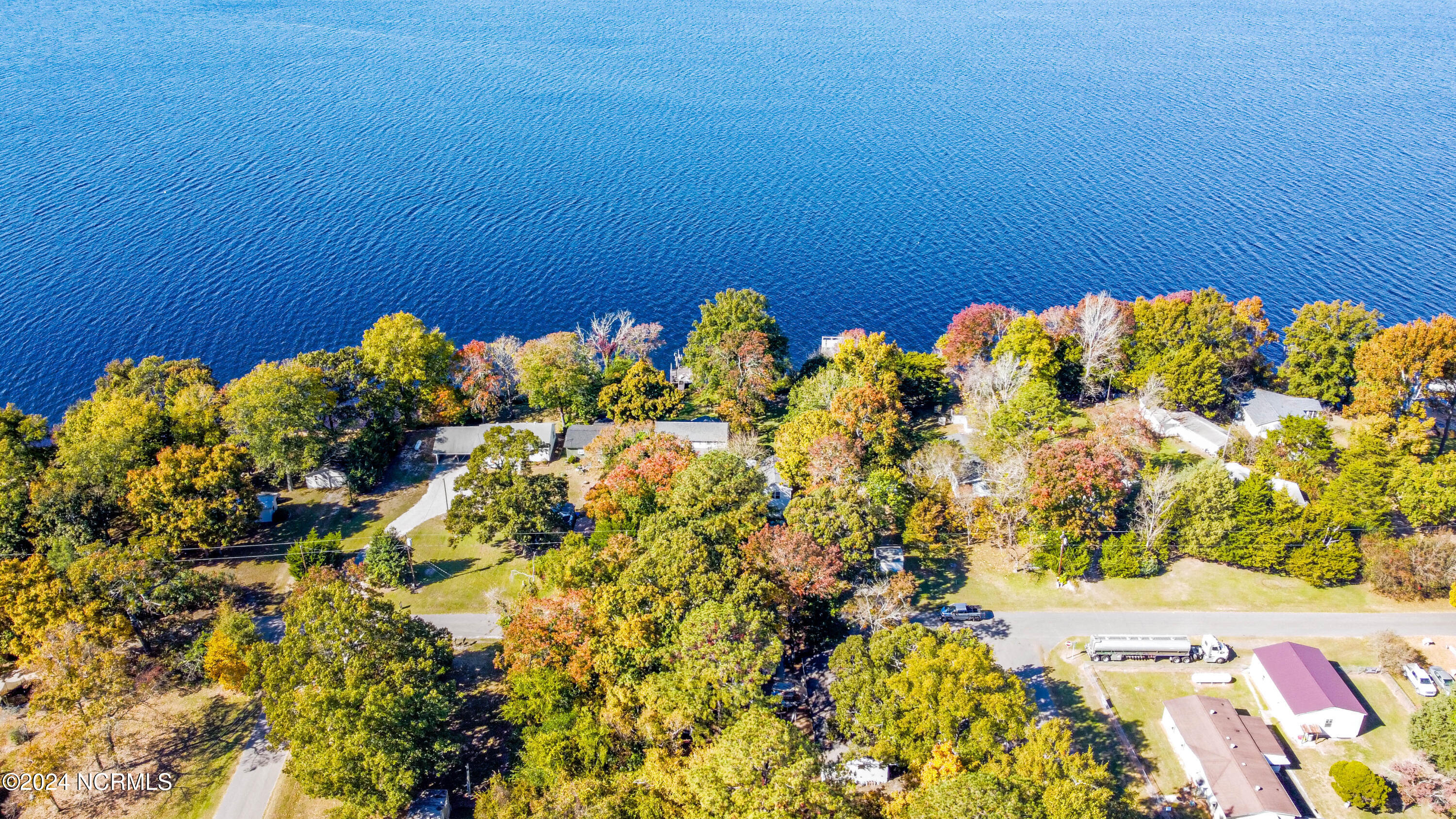 602 Chowan Trail Edenton, NC 27932 - Photo 5 of 23 DJI_0849-HDR