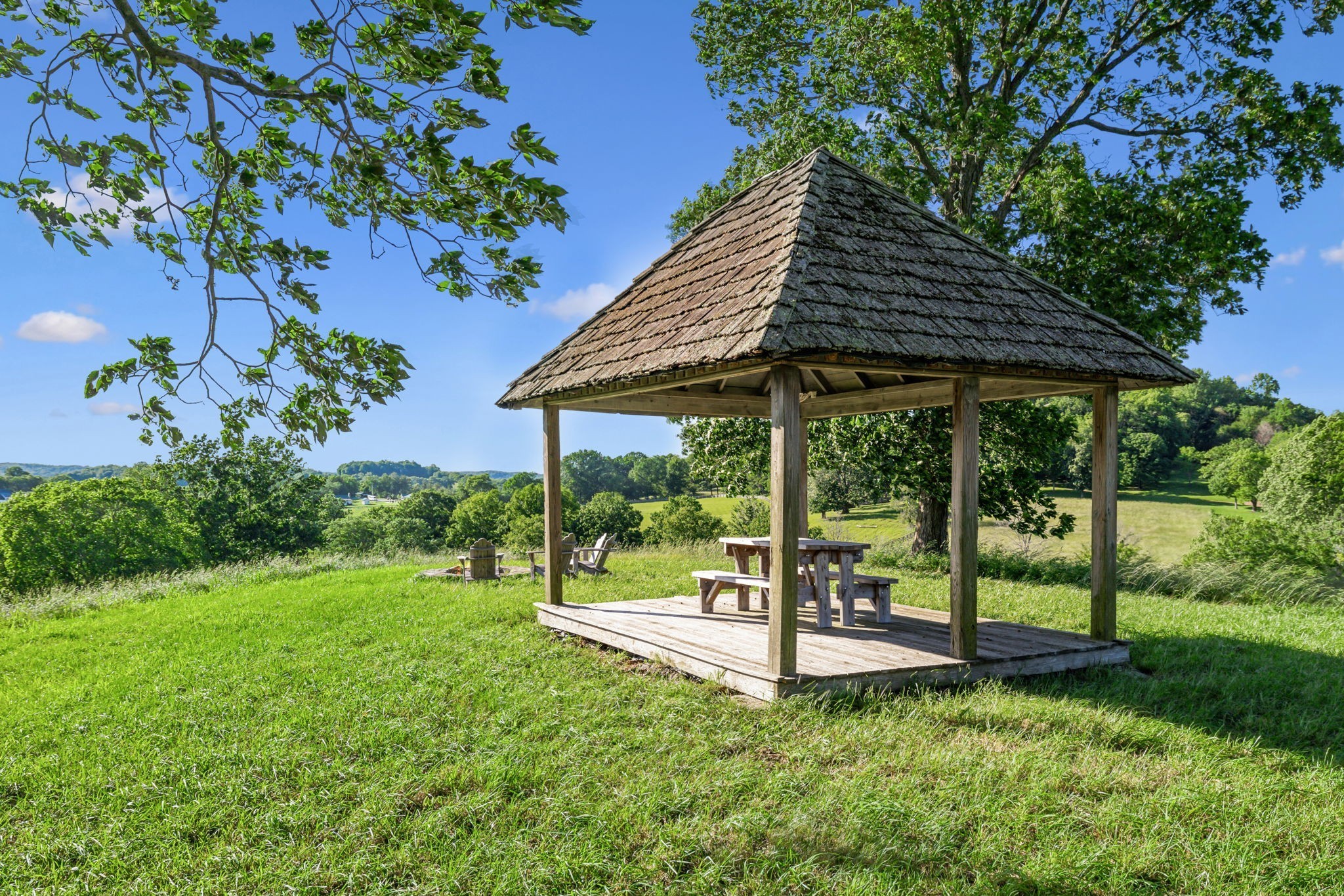 3201 Carl Road Franklin, TN 37064 - Photo 13 of 47 a view of a backyard with a garden and deck
