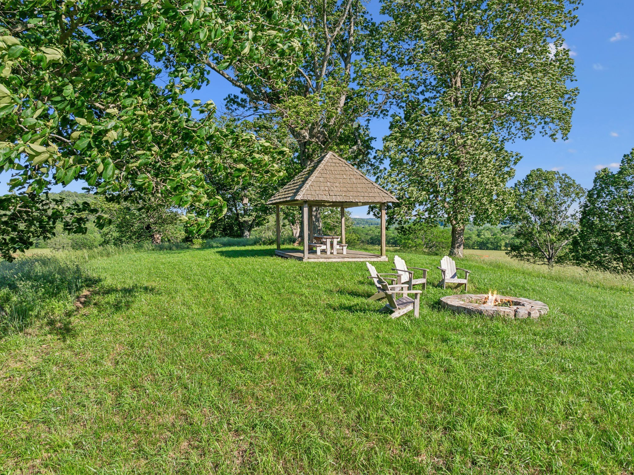 3201 Carl Road Franklin, TN 37064 - Photo 14 of 47 a view of a house with backyard and sitting area