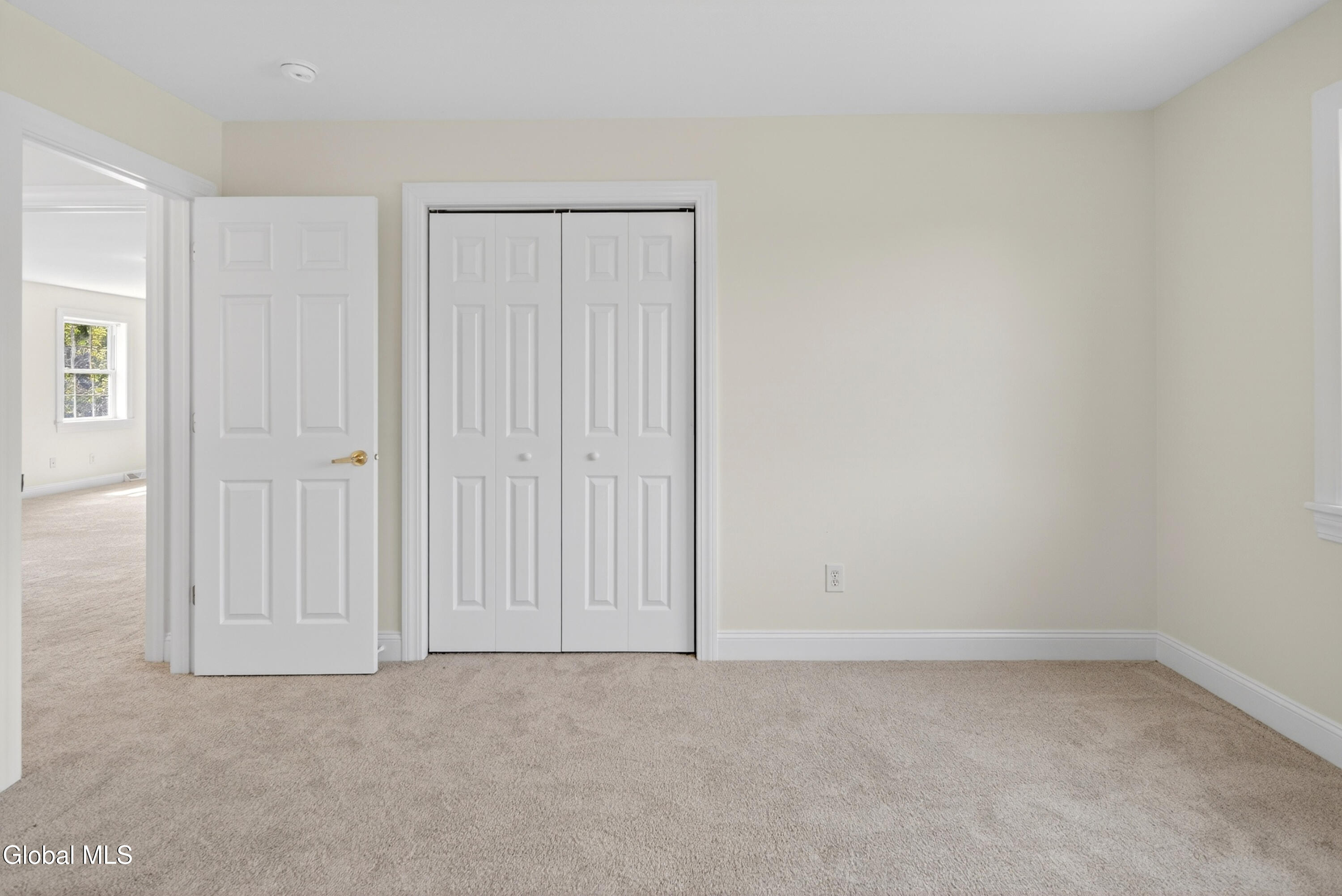 43 Dyke Road Colonie, NY 12110 - Photo 29 of 45 39-print-038_DSC02380
