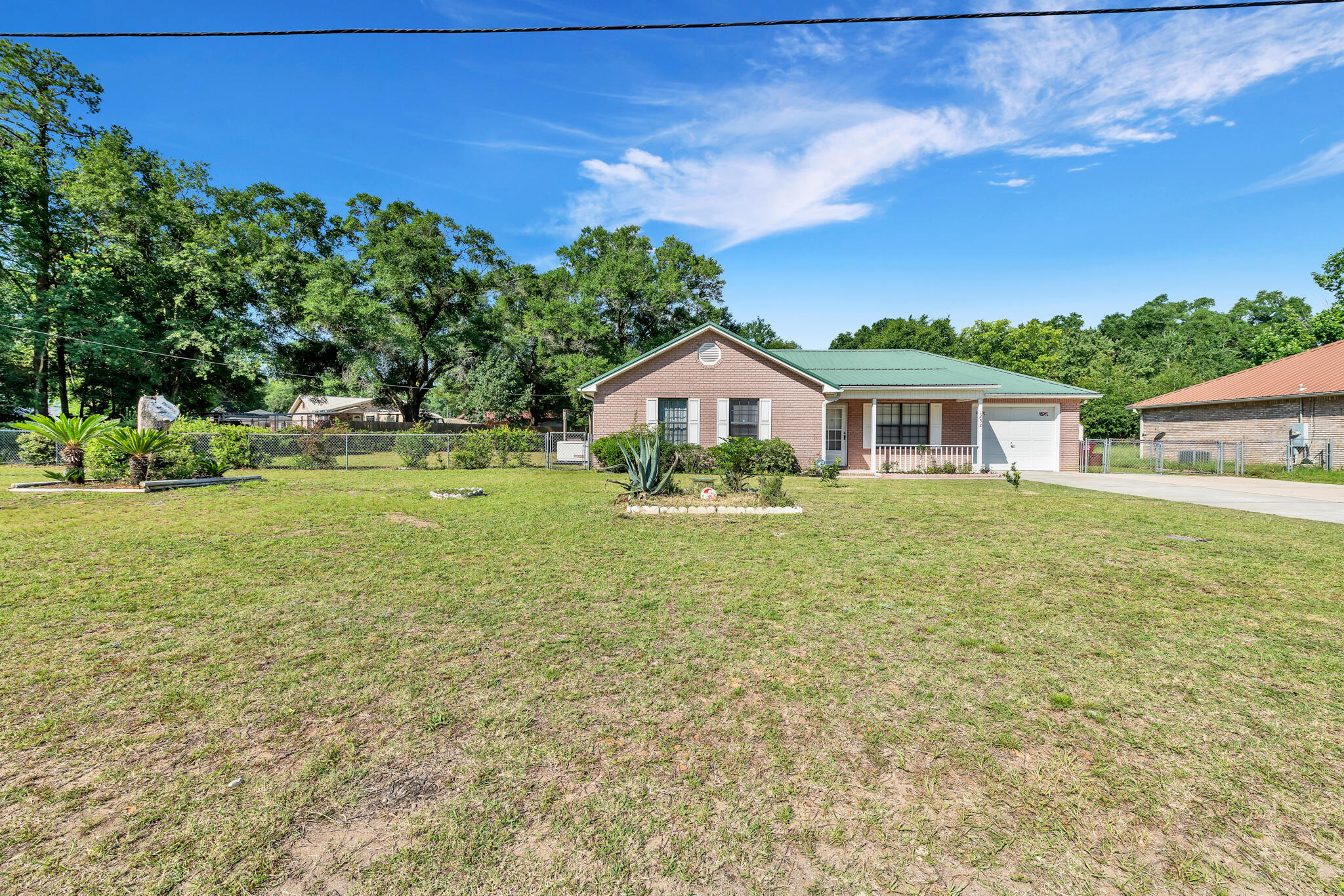 1232 Mapoles Street Crestview, FL 32536 - Photo 2 of 28 _D853842