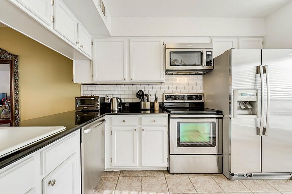 930 Rutland Street Houston, TX 77008 - Photo 4 of 23 Another view of the Kitchen with stainless steel appliances.