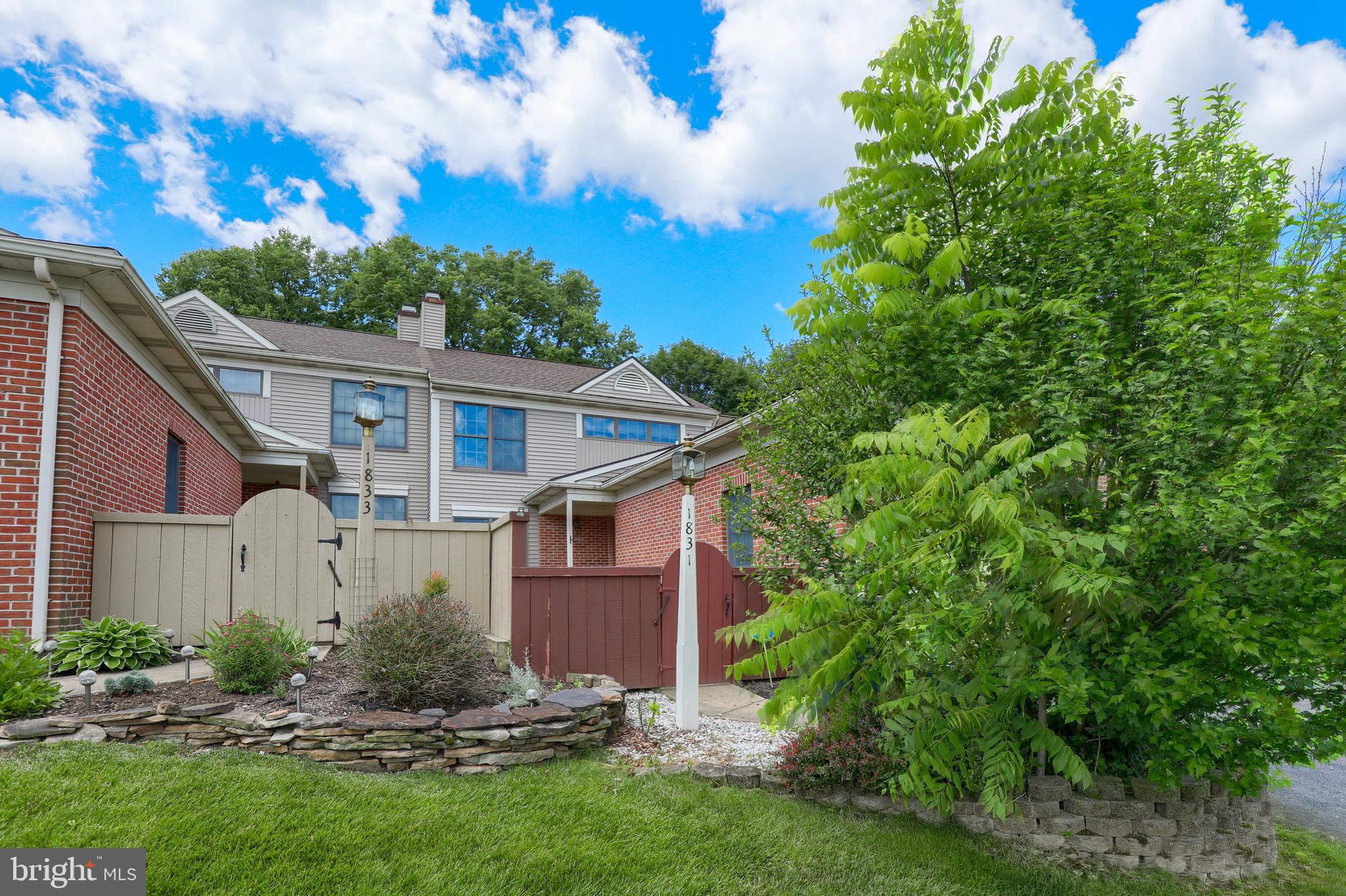 1831 Spring Ridge Lane Lancaster, PA 17603 - Photo 2 of 36 Gallery Image 2