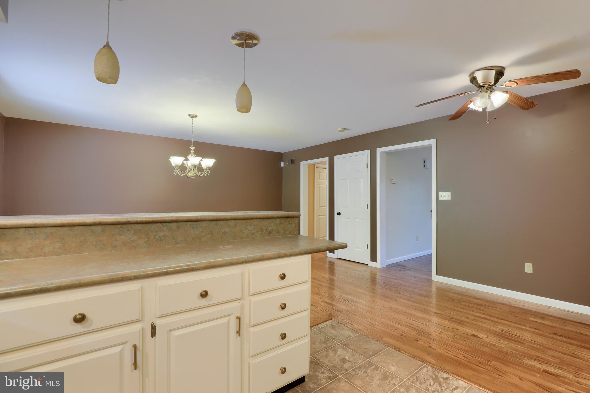 1831 Spring Ridge Lane Lancaster, PA 17603 - Photo 13 of 36 Gallery Image 13