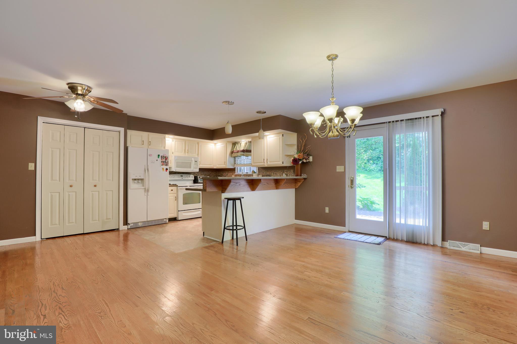 1831 Spring Ridge Lane Lancaster, PA 17603 - Photo 15 of 36 Gallery Image 15