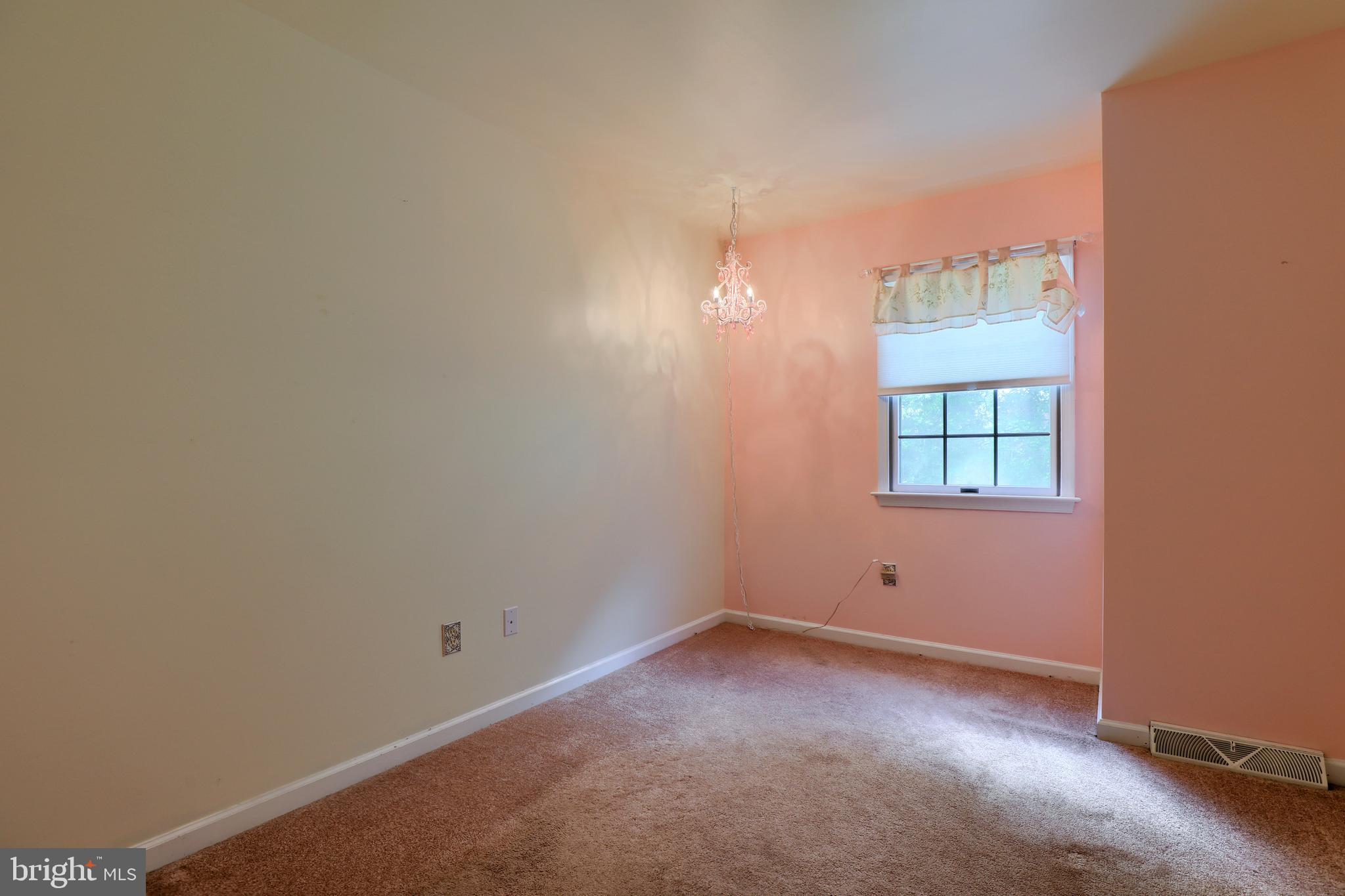 1831 Spring Ridge Lane Lancaster, PA 17603 - Photo 26 of 36 Gallery Image 26