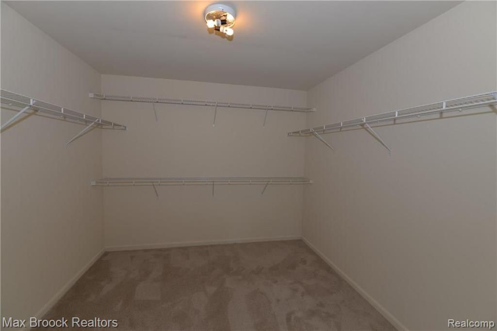 2407 Jackson Drive Rochester Hills, MI 48309 - Photo 33 of 56