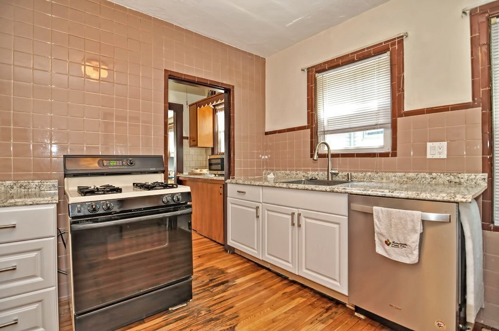 70 Governor Winthrop Road Somerville, MA 02145 - Photo 18 of 29 Gallery Image 18