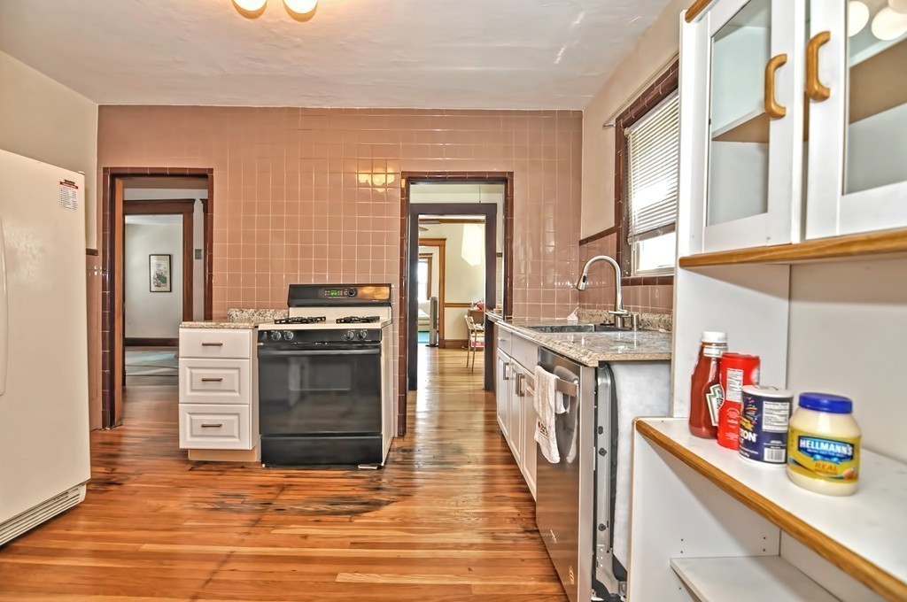 70 Governor Winthrop Road Somerville, MA 02145 - Photo 19 of 29 Gallery Image 19