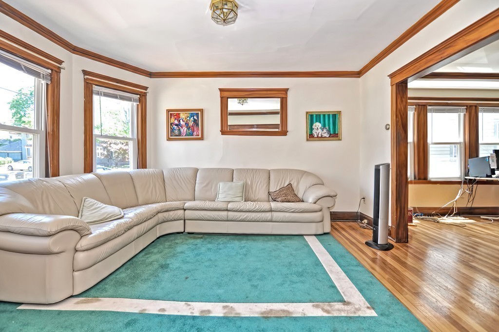 70 Governor Winthrop Road Somerville, MA 02145 - Photo 9 of 29 Gallery Image 9