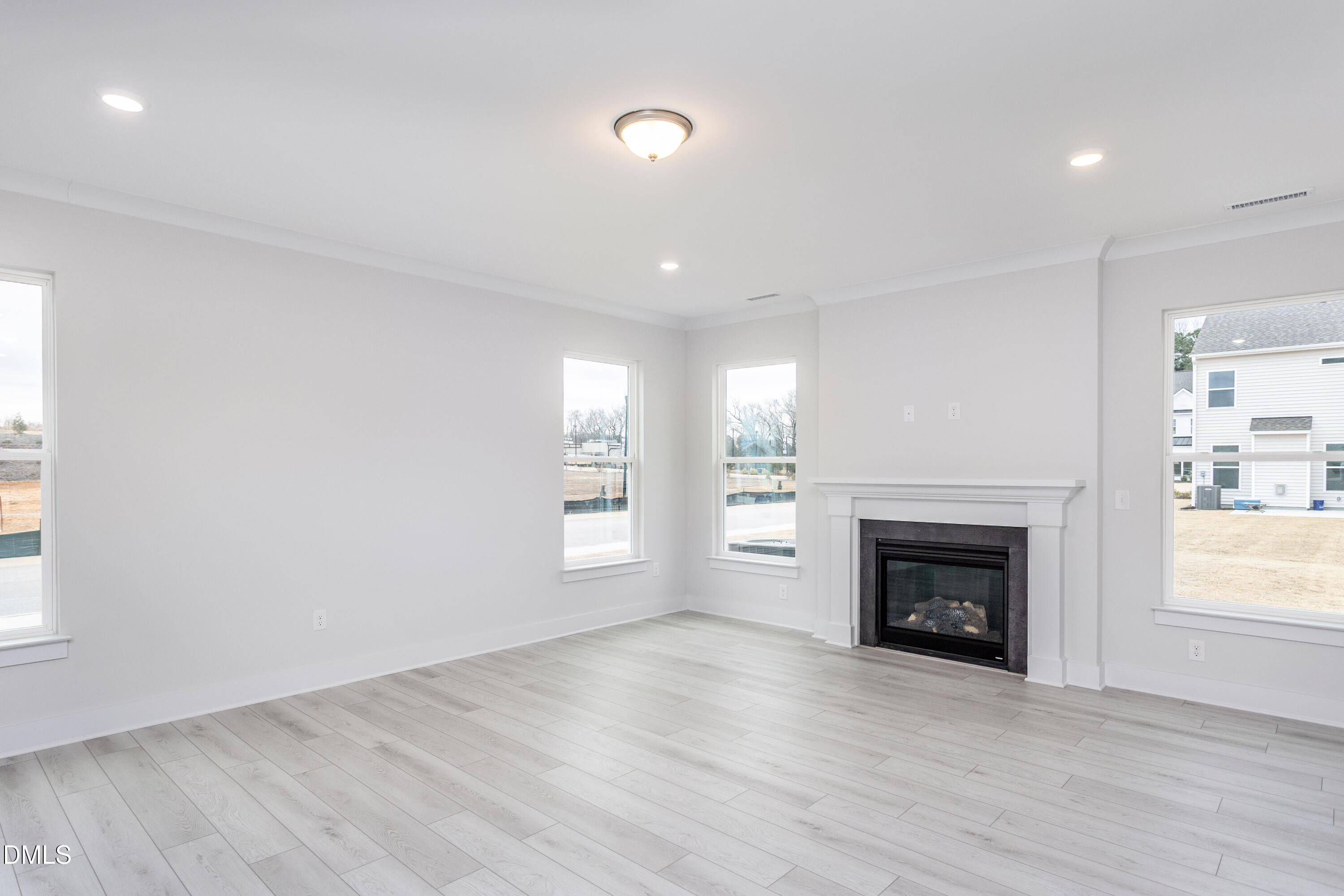 150 Steppe Way Garner, NC 27529 - Photo 4 of 41 Living Room