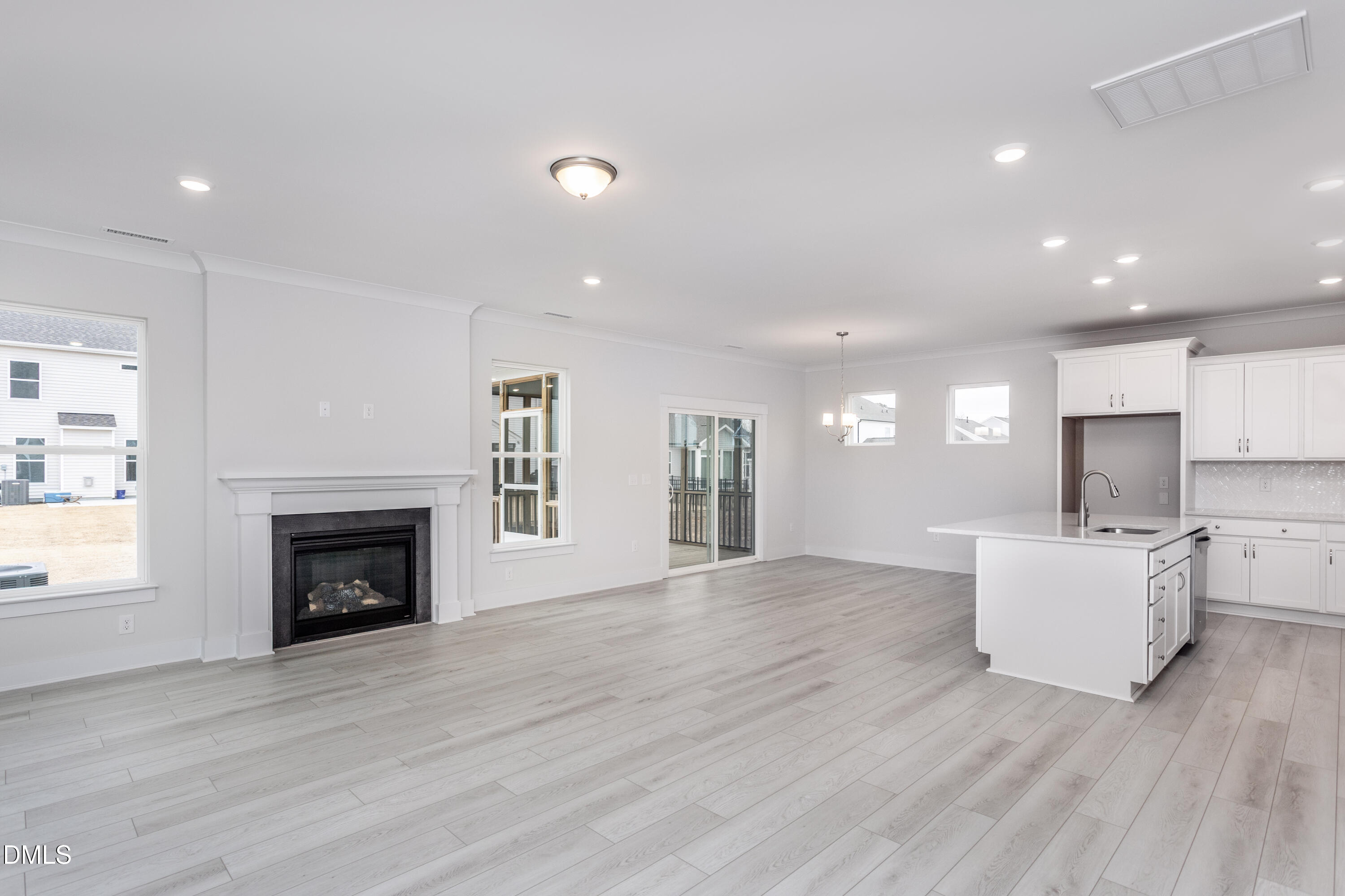 150 Steppe Way Garner, NC 27529 - Photo 6 of 41 Living/Kitchen