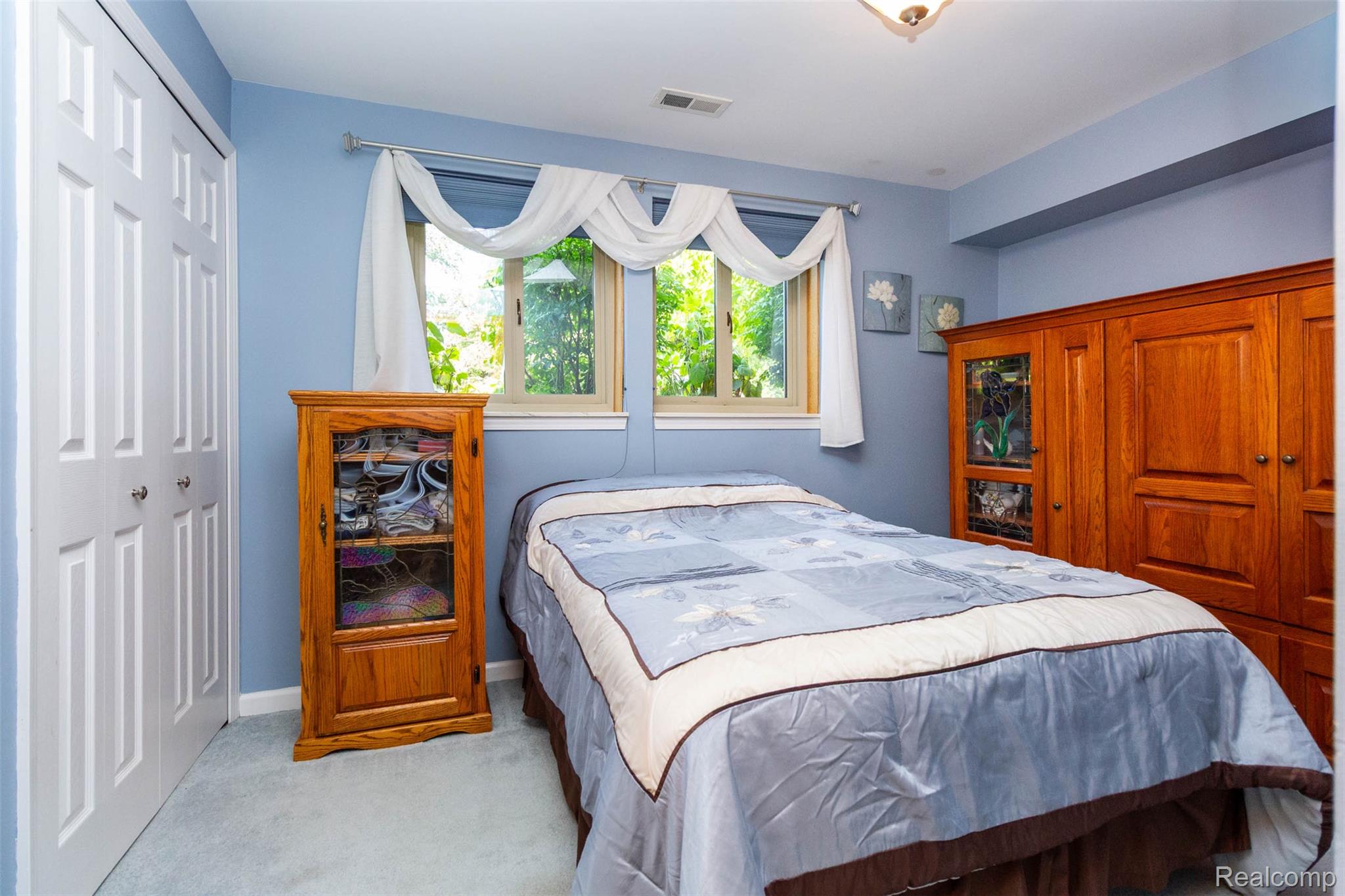 315 Meadowlake Road Canton, MI 48188 - Photo 29 of 43 interior (24).jpg