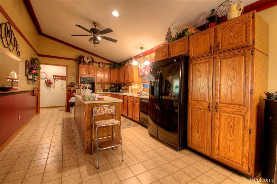 525 Gulley Road Howell, MI 48843 - Photo 28 of 83 930A8646_7_8.jpg