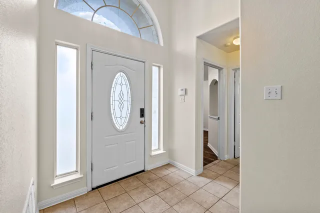 $2,400 | 1137 Don Ann Street, Austin, TX 78721