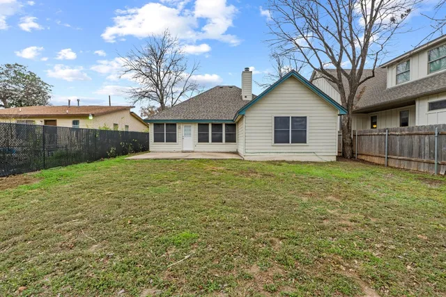 $2,400 | Undisclosed Address, Austin, TX 78721