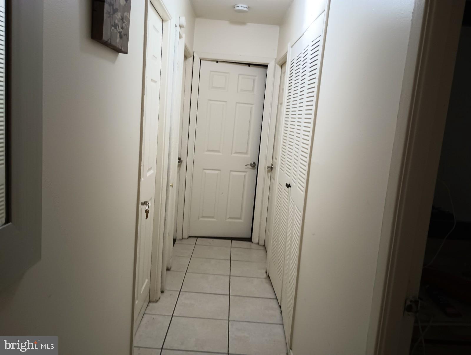 1 Primrose Lane Willingboro, NJ 08046 - Photo 4 of 7 Hall