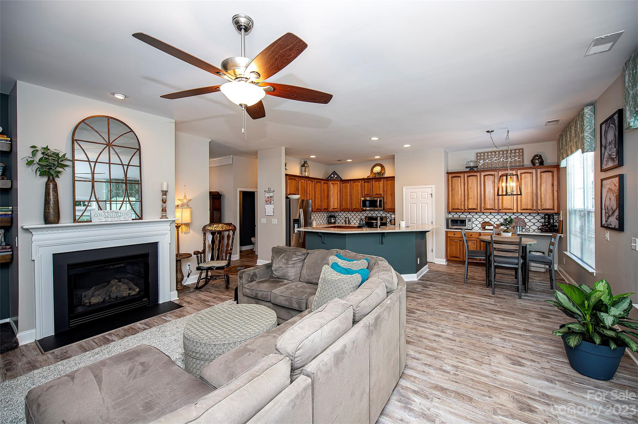 961 Platinum Drive Fort Mill, SC 29708 - Photo 4 of 40 Gallery Image 4