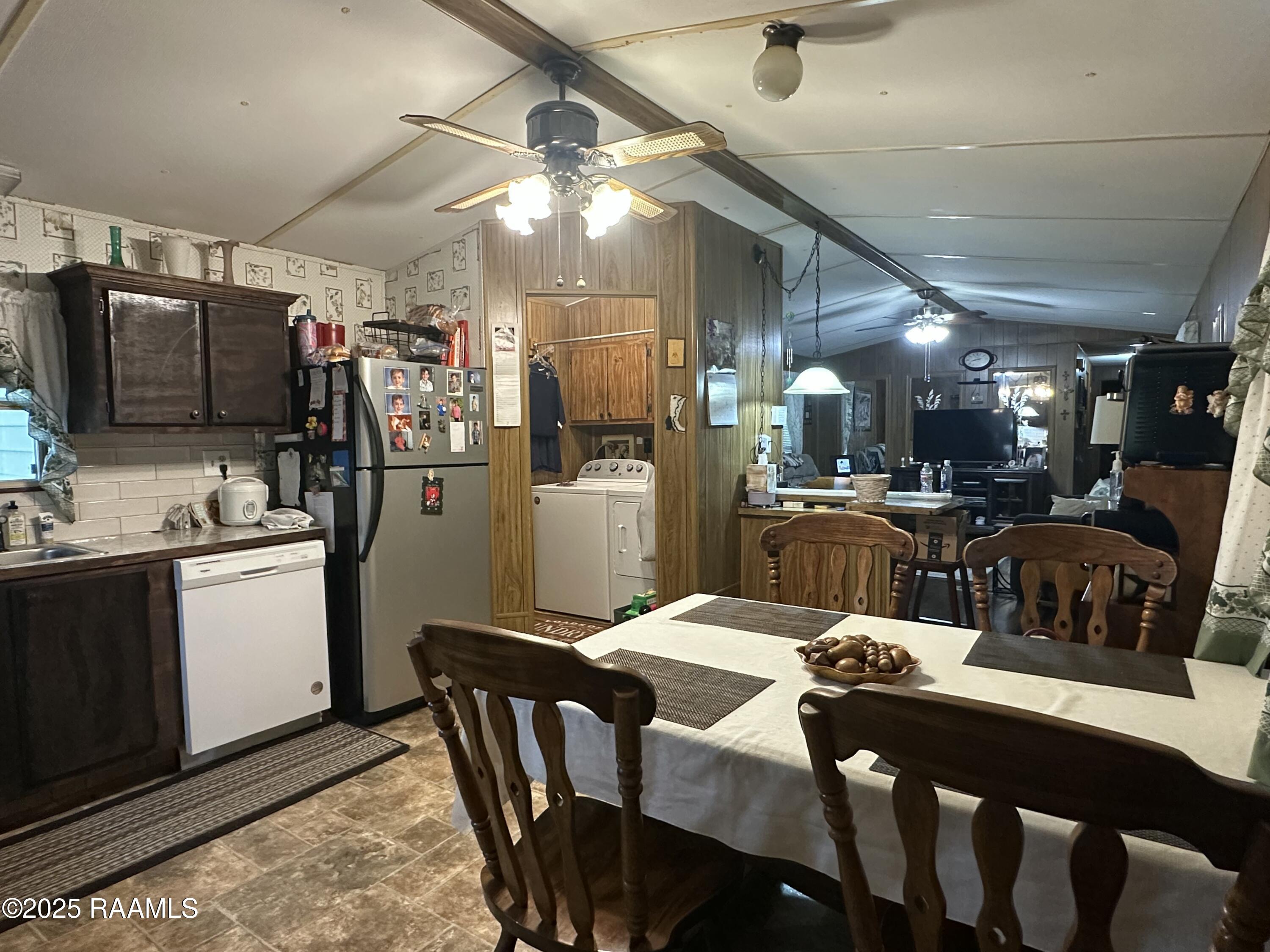 719 Wagon Trail Road Carencro, LA 70520 - Photo 8 of 35 Kitchen