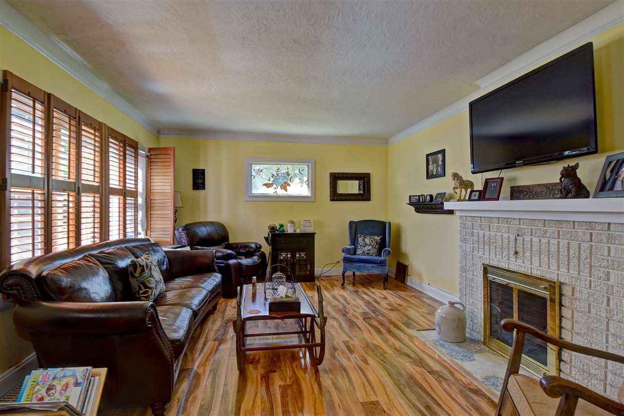 1003 North Bowdish Road Spokane Valley, WA 99206 - Photo 2 of 20 Gallery Image 2