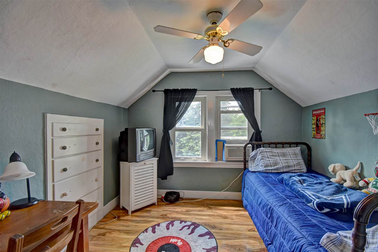 1003 North Bowdish Road Spokane Valley, WA 99206 - Photo 7 of 20 Gallery Image 7